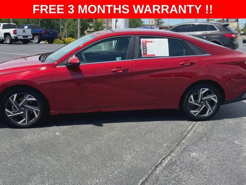 Used 2024 Hyundai Elantra SEL w/ Convenience Package FWD image 6