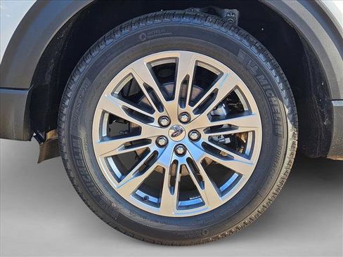 New 2026 Ford Explorer Platinum image 10