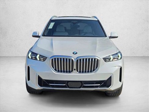 New 2026 BMW X5 xDrive40i image 2