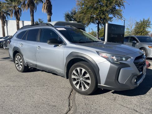 Used 2023 Subaru Outback Limited XT image 3