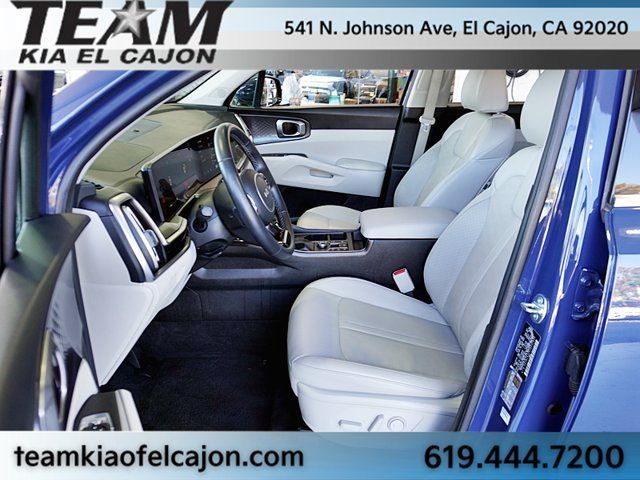 Certified 2025 Kia Sorento S FWD image 15