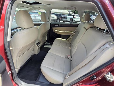 Used 2017 Subaru Outback 2.5i Limited AWD/4WD image 17