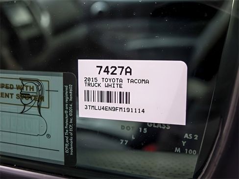 Used 2015 Toyota Tacoma 4x4 Double Cab w/ SR5 Package image 28