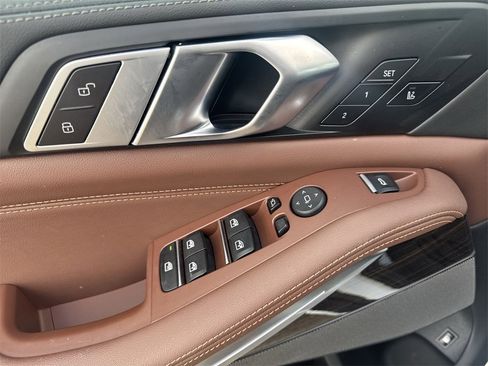 Used 2024 BMW X5 xDrive50e w/ Premium Package image 13