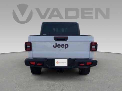 New 2025 Jeep Gladiator Rubicon image 21