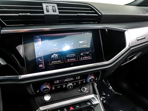 Used 2020 Audi Q3 2.0T Premium w/ Convenience Package image 20