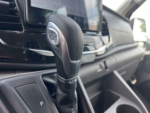 Used 2023 Ford Transit 350 XLT RWD image 21
