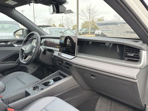 New 2026 Volkswagen Tiguan SE R-Line image 20