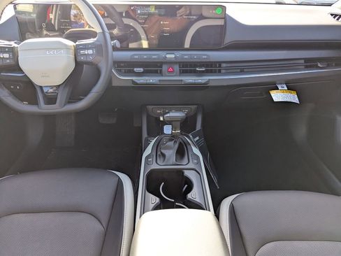 New 2026 Kia K4 GT-Line FWD image 12
