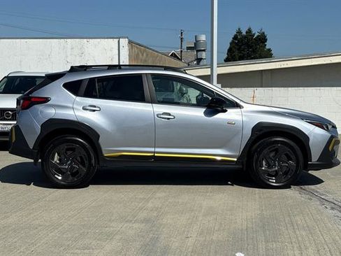 Used 2024 Subaru Crosstrek 2.5i Sport AWD/4WD image 2