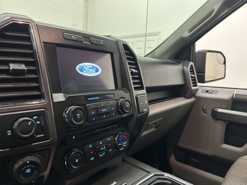 Used 2018 Ford F150 XLT w/ Equipment Group 302A Luxury RWD image 32