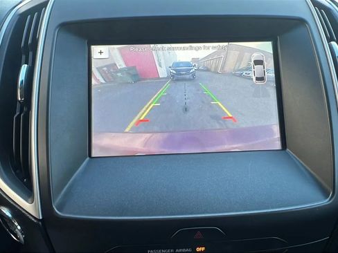 Used 2017 Ford Edge SEL w/ Equipment Group 201A image 21