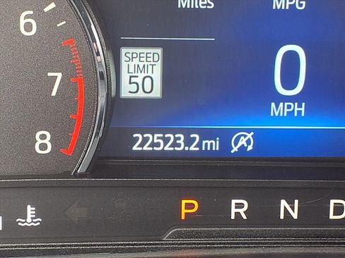 Used 2023 Ford Explorer ST-Line w/ Class IV Trailer Tow Package image 38