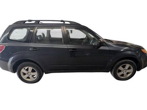 Used 2011 Subaru Forester 2.5X w/ Alloy Wheel Value Pkg AWD/4WD image 7
