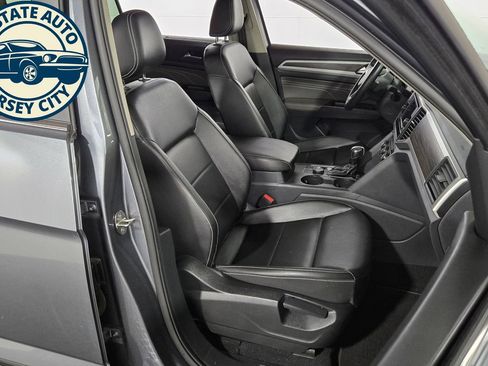 Used 2023 Volkswagen Atlas SE AWD/4WD image 36