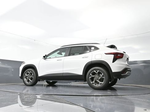 New 2025 Chevrolet Trax LT w/ Driver Confidence Package image 48