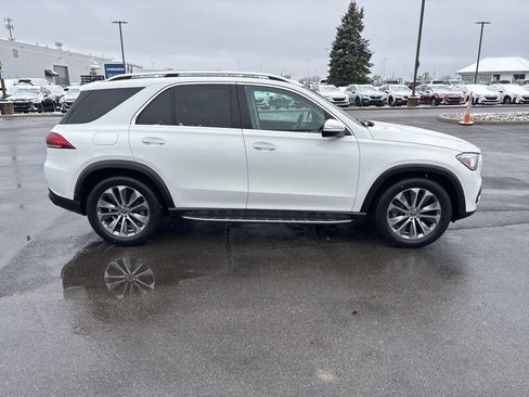 Used 2021 Mercedes-Benz GLE 450 4MATIC image 2