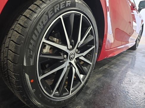 Used 2023 Toyota Camry SE image 8