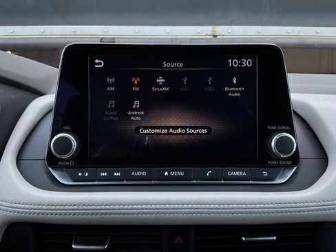 Used 2025 Nissan Rogue SV FWD image 31