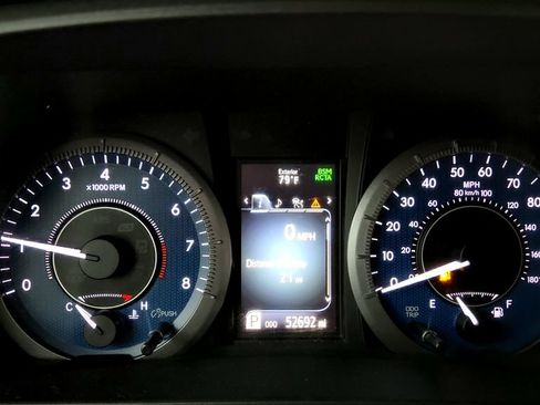 Certified 2020 Toyota Sienna LE w/ LE Preferred Package FWD image 27