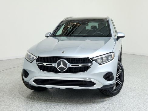 New 2026 Mercedes-Benz GLC 300 4MATIC image 2