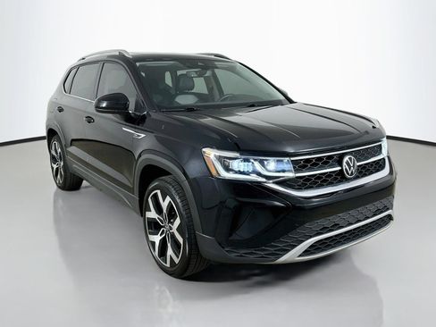 Used 2022 Volkswagen Taos SEL AWD/4WD image 3