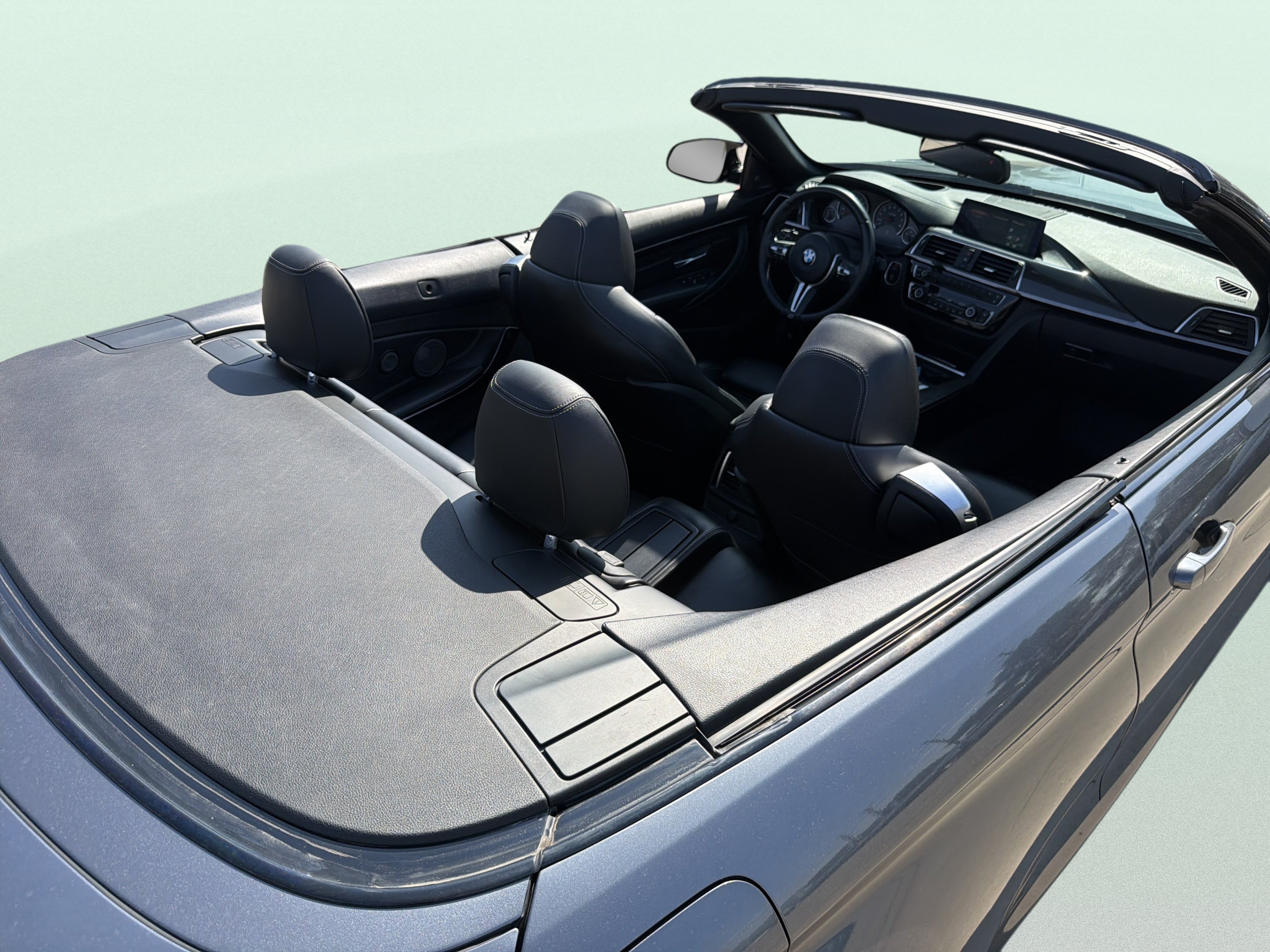 Used 2018 BMW M4 Convertible RWD image 65
