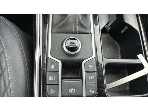 Used 2021 Kia Sorento SX image 15
