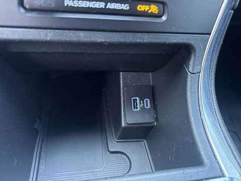 Used 2022 Ford Edge ST w/ Equipment Group 401A image 34