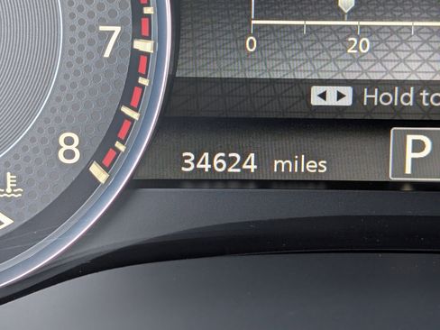 Used 2023 Nissan Armada SL w/ Midnight Edition Package image 26