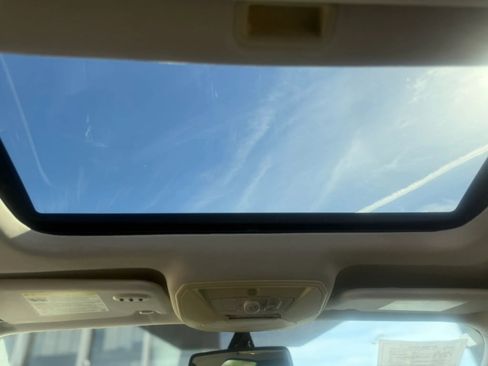 Used 2012 Ford Focus Titanium image 18