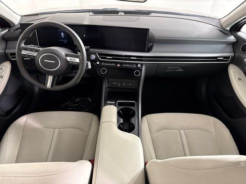 Used 2025 Hyundai Sonata SEL FWD image 14