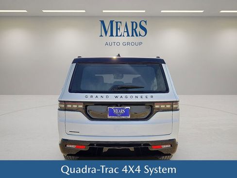 Used 2023 Jeep Grand Wagoneer Series III w/ Rear Seat Video Group 1 image 5