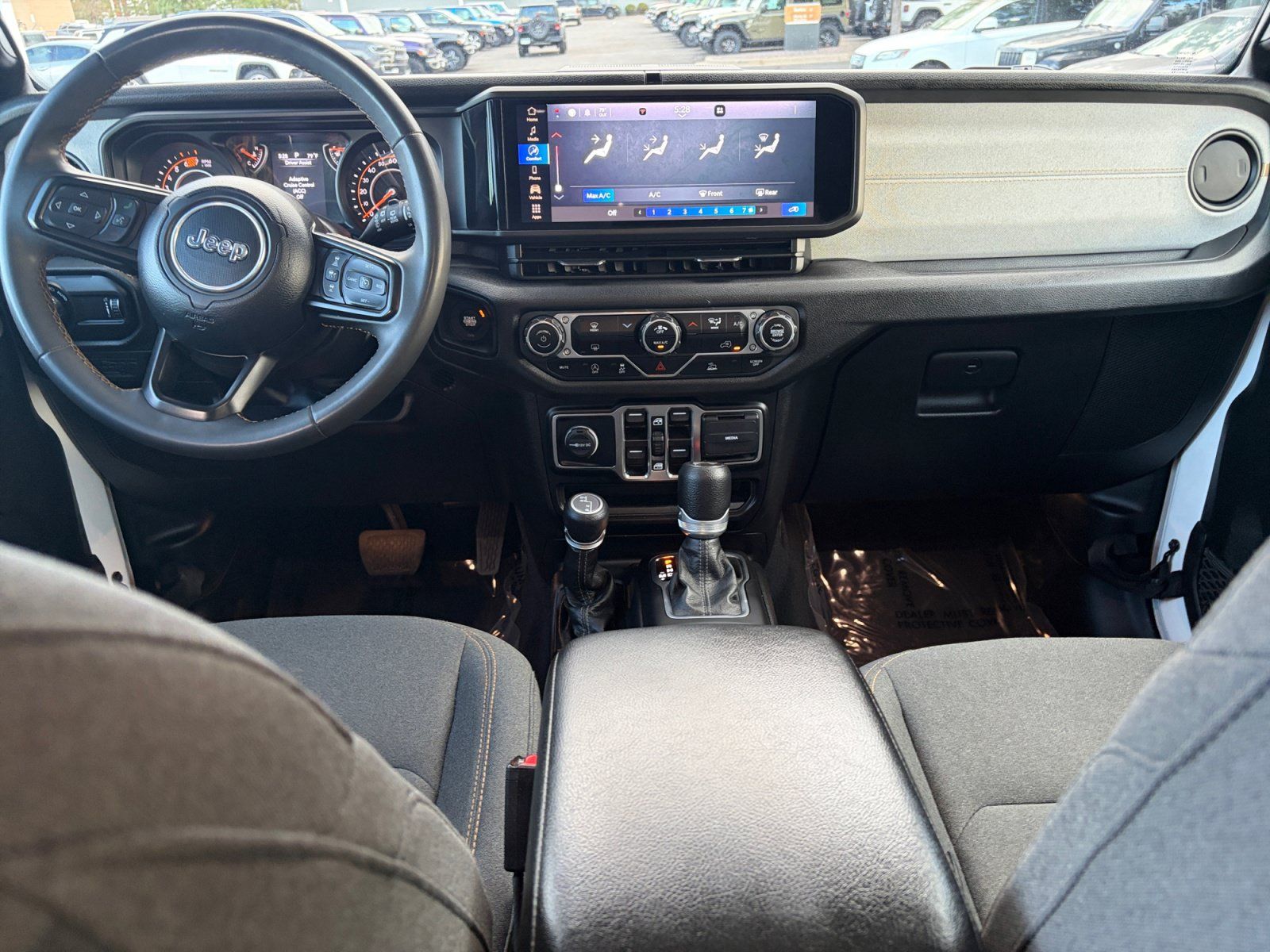 Used 2024 Jeep Wrangler Unlimited Sport AWD/4WD image 17