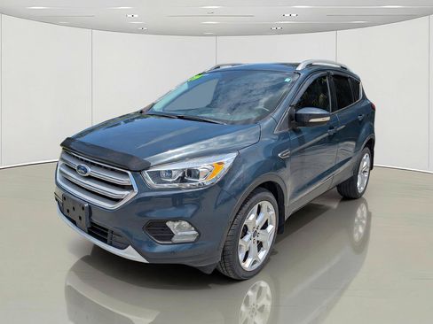Certified 2019 Ford Escape Titanium AWD/4WD image 2