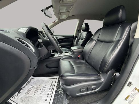 Used 2020 Nissan Pathfinder SL FWD image 10