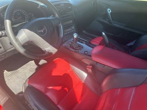 Used 2007 Chevrolet Corvette Coupe image 9