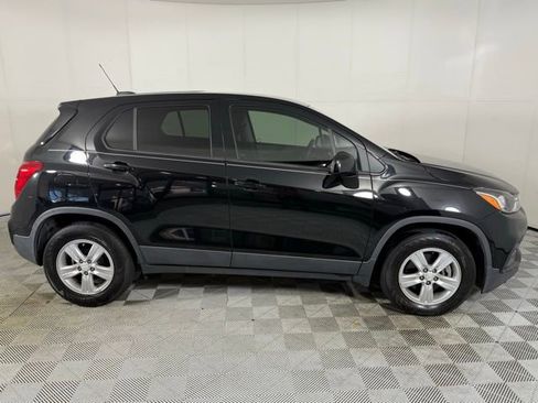 Used 2020 Chevrolet Trax LS w/ Tint and Cruise Package image 8