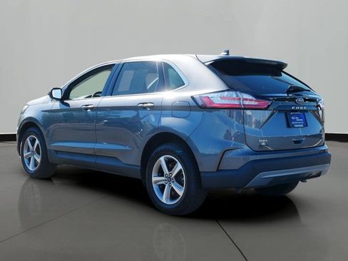 Certified 2022 Ford Edge SEL w/ Convenience Package AWD/4WD image 2