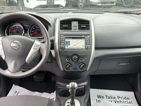 Used 2015 Nissan Versa FWD image 5