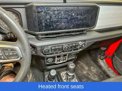 Used 2025 Jeep Wrangler Unlimited Sahara AWD/4WD image 12
