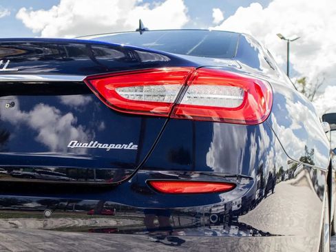 Used 2014 Maserati Quattroporte GTS RWD image 14