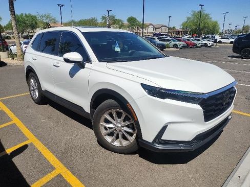 Used 2023 Honda CR-V EX-L image 3