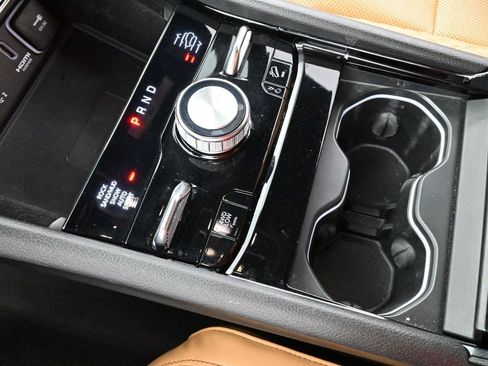 Used 2022 Jeep Grand Cherokee Summit w/ Luxury Tech Group V AWD/4WD image 28