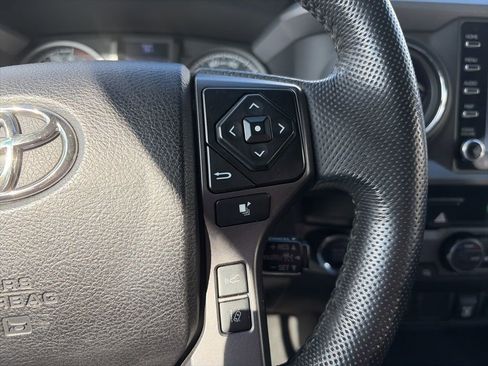 Used 2021 Toyota Tacoma TRD Off-Road image 20