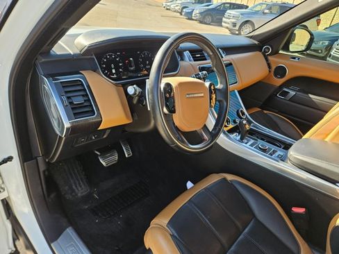 Used 2019 Land Rover Range Rover Sport HSE Dynamic image 16