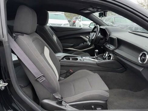 Used 2016 Chevrolet Camaro LT image 26