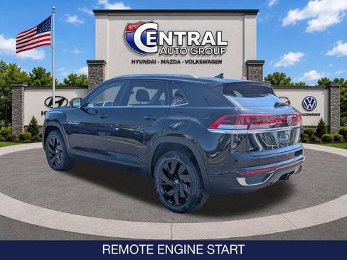 New 2026 Volkswagen Atlas Cross Sport SE AWD/4WD image 6