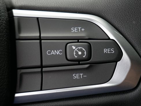 New 2026 Jeep Compass Latitude image 16