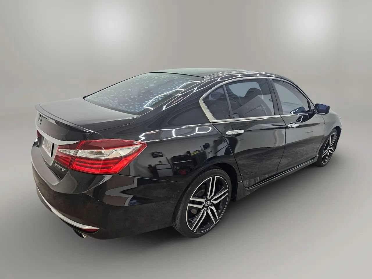 Used 2016 Honda Accord Sport image 5
